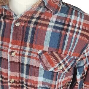 Legendary Whitetails Flannel Shirt Buck Camp Men's Size L Tall Red Plaid
